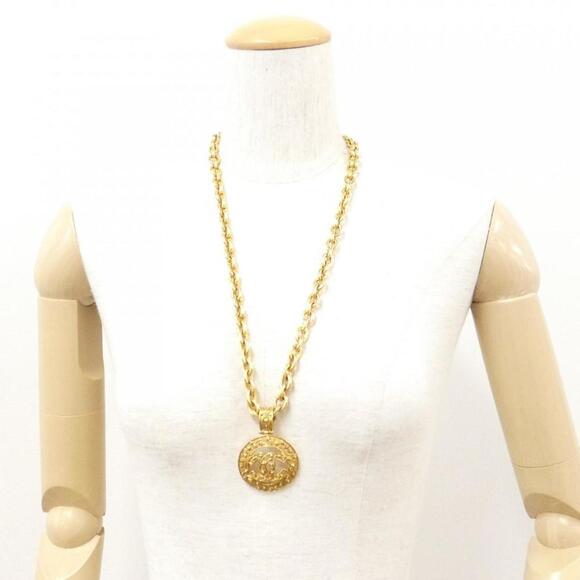 CHANEL Gold Necklace - Picture 5 of 5